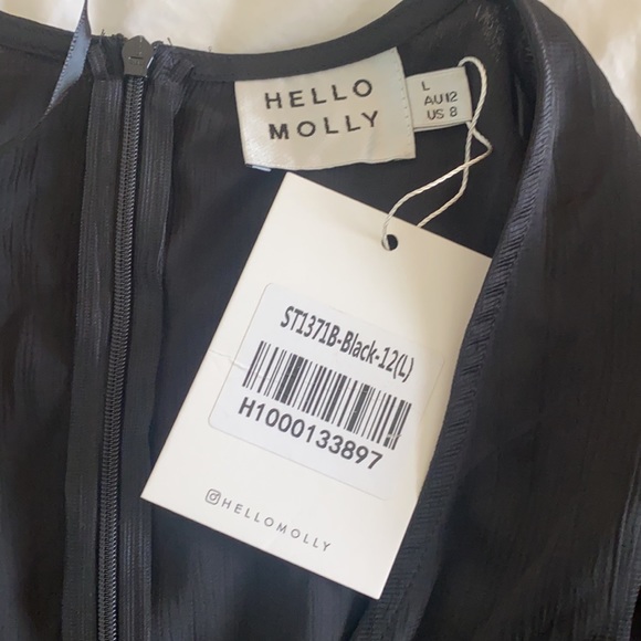 Hello Molly Dress - Picture 2 of 4